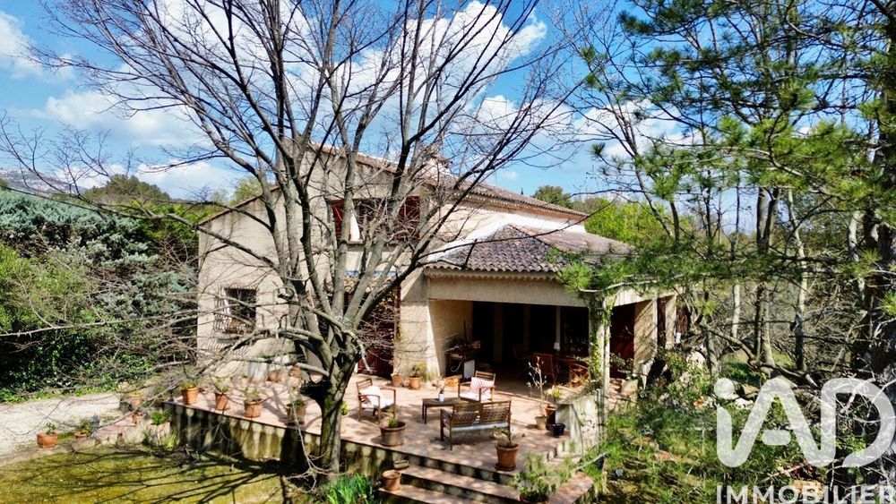 � vendre  Maison Aubagne (13400)