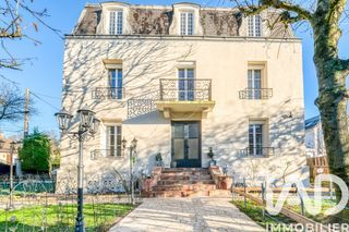  Maison � vendre 9 pi�ces 218 m�