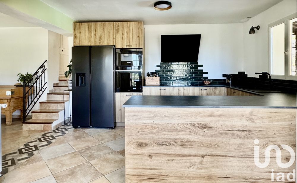 � vendre  Maison Le Revest-les-Eaux (83200)