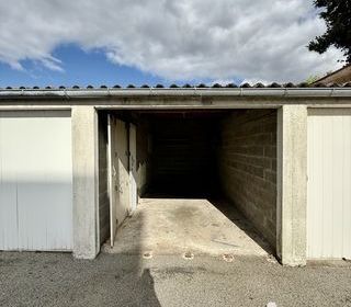  Parking / Garage � vendre 12 m�