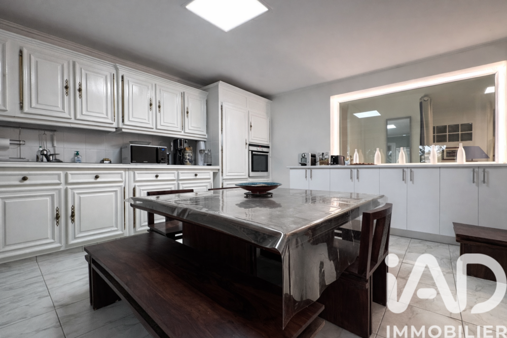 � vendre  Maison Colomars (06670)