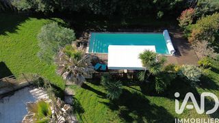  Maison � vendre 9 pi�ces 242 m�