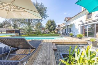  Maison � vendre 8 pi�ces 265 m�