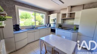  Maison � vendre 9 pi�ces 271 m�