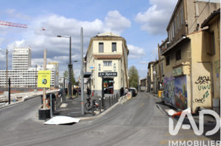  Immeuble � vendre 64 m�