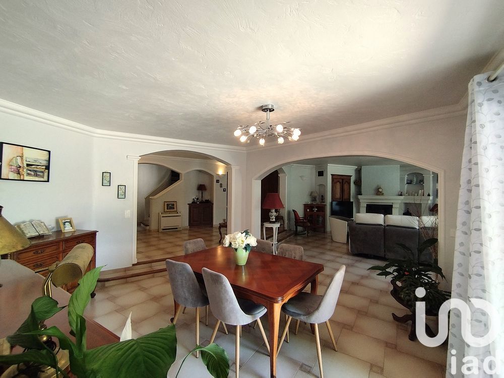 � vendre  Maison Saint-C�zaire-sur-Siagne (06530)