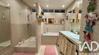  Maison � vendre 7 pi�ces 180 m�