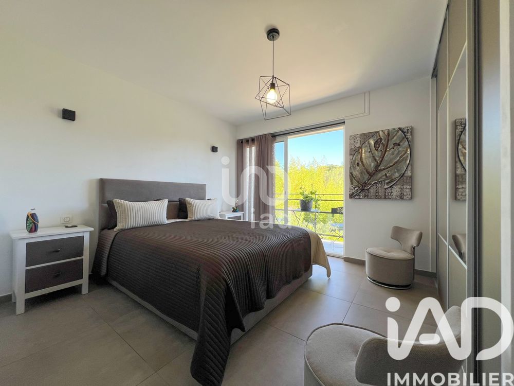 � vendre  Appartement Saint-Rapha�l (83700)