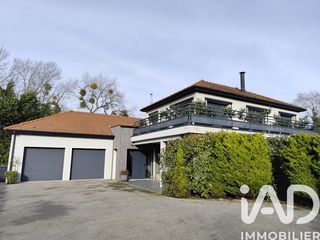  Maison � vendre 7 pi�ces 232 m�