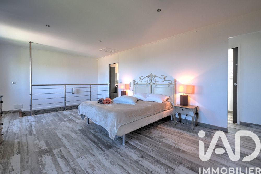 � vendre  Villa Les Adrets-de-l'Est�rel (83600)