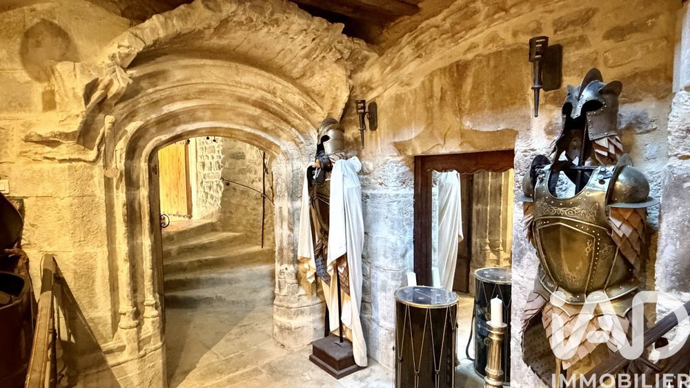 � vendre  Propri�t�/ch�teau Caderousse (84860)