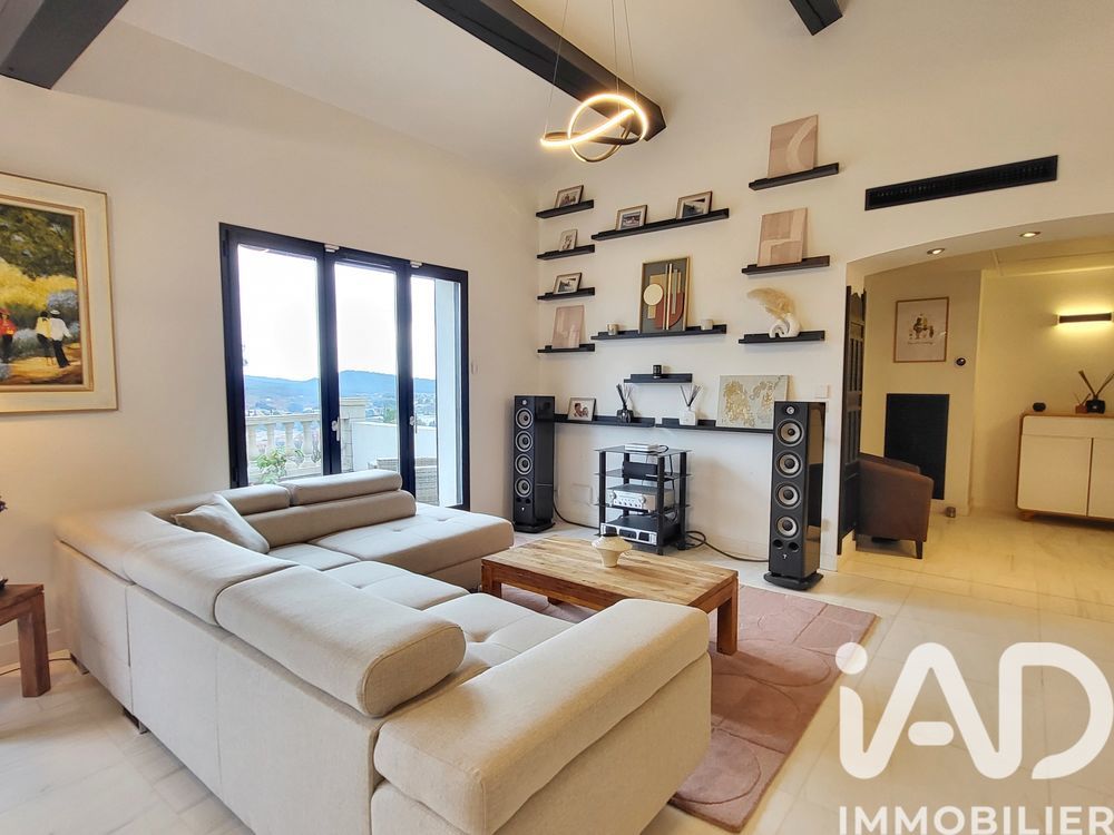 � vendre  Maison Cuers (83390)