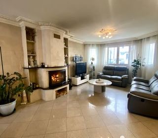  Maison � vendre 6 pi�ces 180 m�