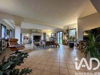  Maison � vendre 10 pi�ces 370 m�