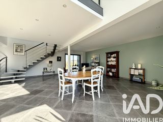  Maison � vendre 12 pi�ces 274 m�