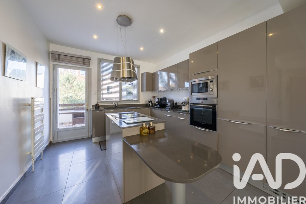 � vendre  Maison L'Ha�-les-Roses (94240)