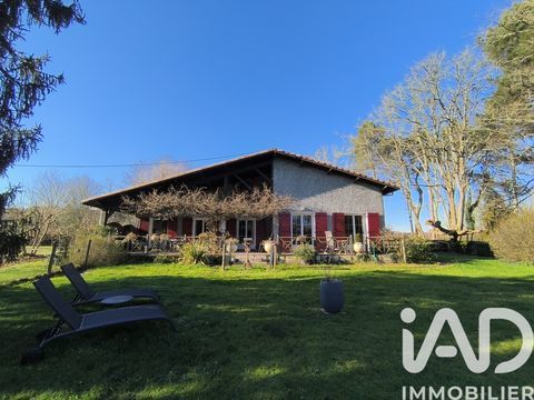   Vente Maison/villa 8 pi�ces Maison - 8 pi�ce(s) - 230 m�