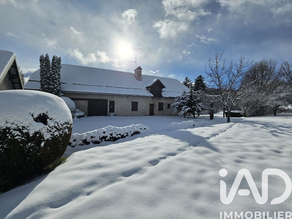 � vendre  Villa Savines-le-Lac (05160)