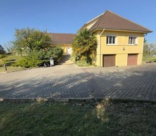  Maison � vendre 8 pi�ces 320 m�