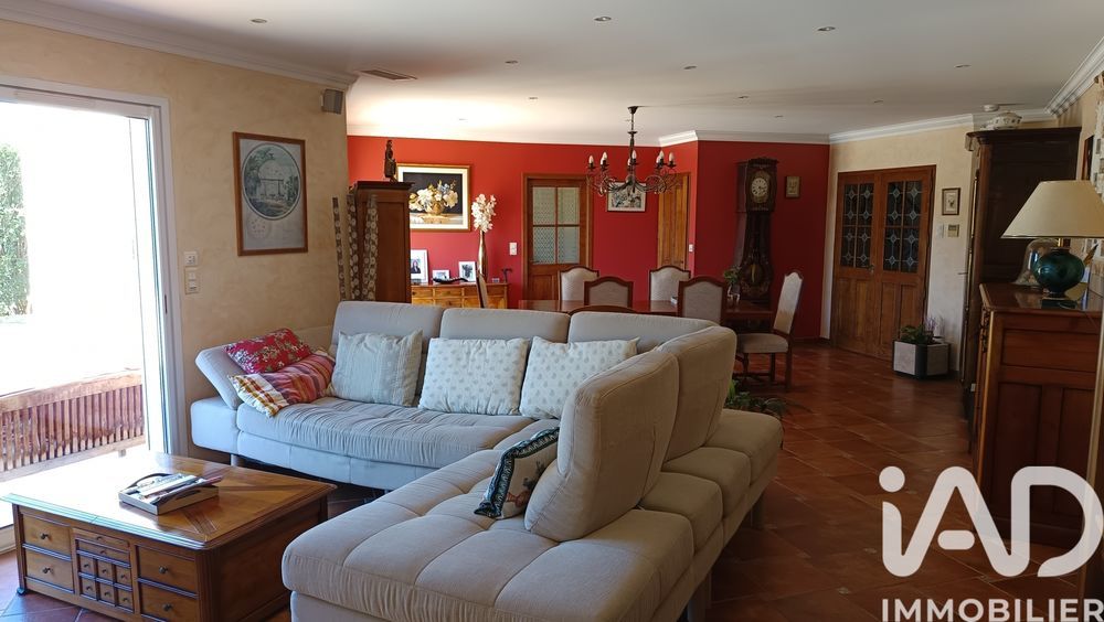 � vendre  Maison M�ze (34140)