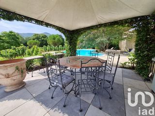  Villa � vendre 6 pi�ces 195 m�