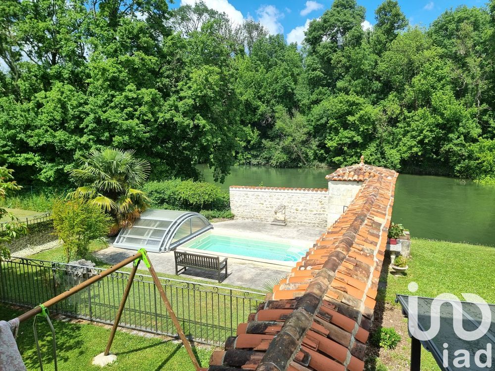 � vendre  Maison Bourg-Charente (16200)