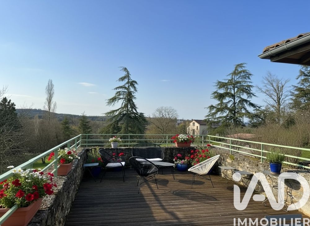 � vendre  Maison Dommartin (69380)