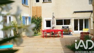  Maison � vendre 8 pi�ces 236 m�