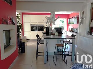  Maison � vendre 9 pi�ces 205 m�