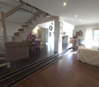  Maison � vendre 5 pi�ces 230 m�