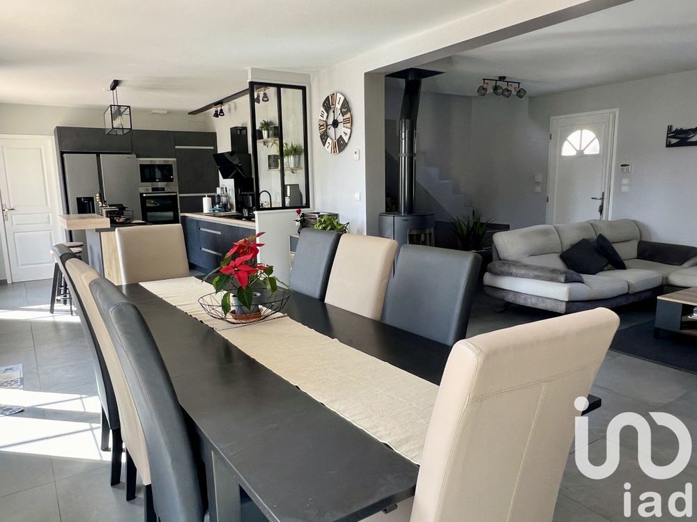 � vendre  Maison Aubagne (13400)