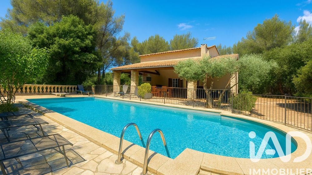 � vendre  Maison Grans (13450)