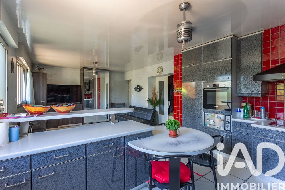 � vendre  Maison Sainte-Genevi�ve-des-Bois (91700)