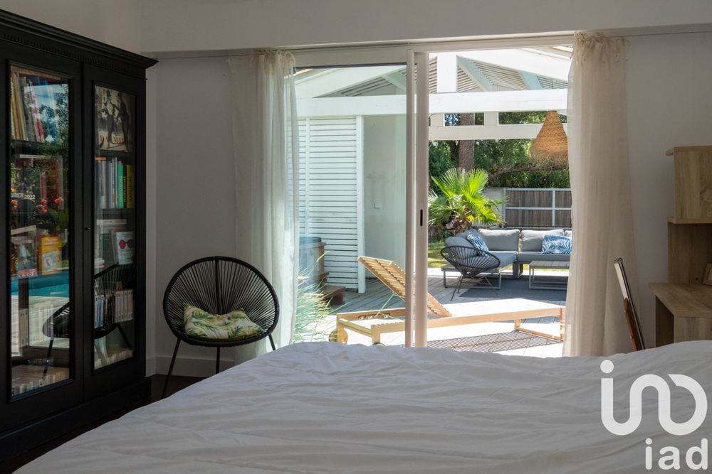 � vendre  Maison Sainte-Marie-de-R� (17740)