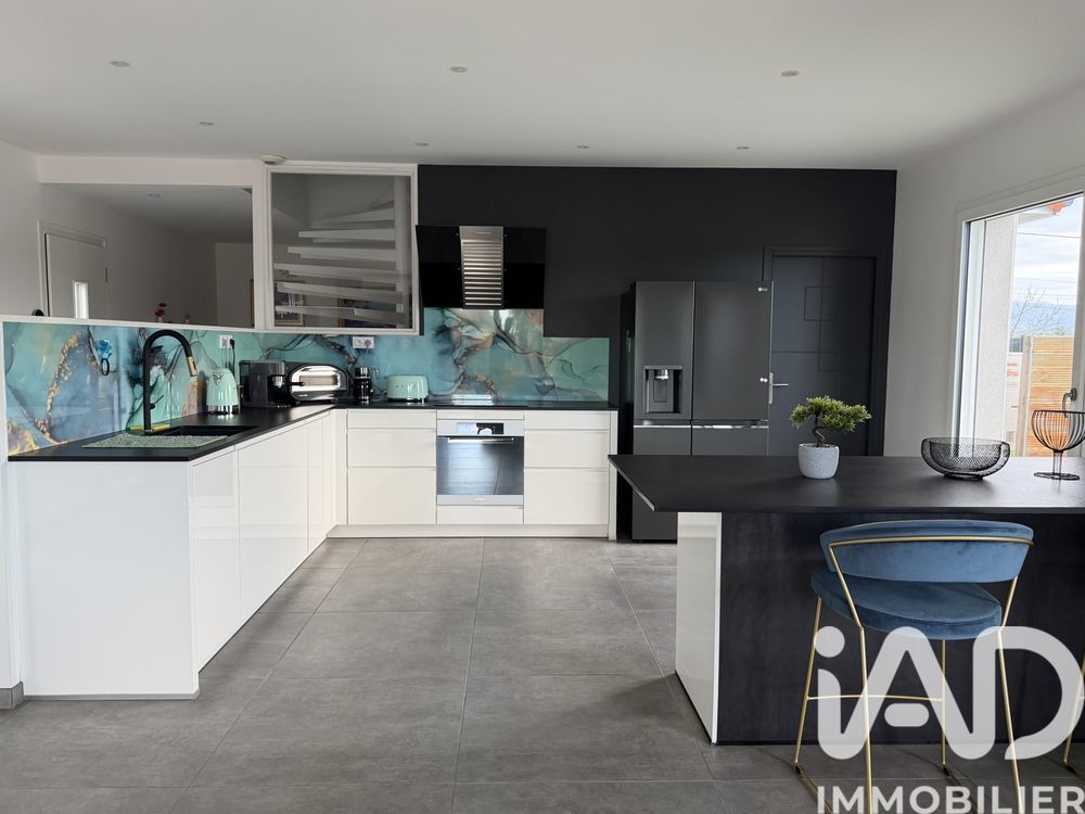 � vendre  Maison Mezel (63115)