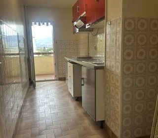  Appartement � vendre 4 pi�ces 69 m�