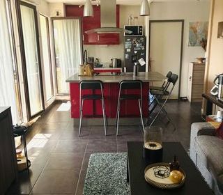  Appartement � vendre 3 pi�ces 65 m�