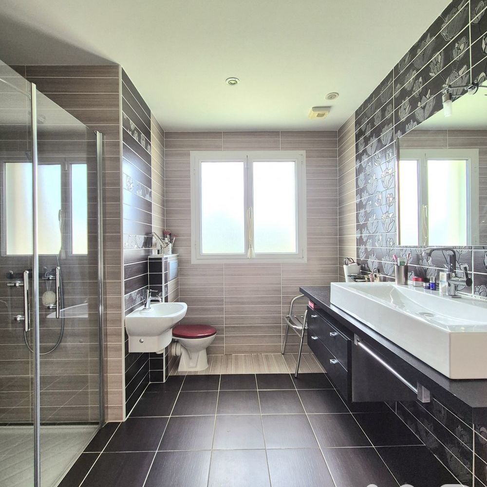 � vendre  Villa Cosnac (19360)