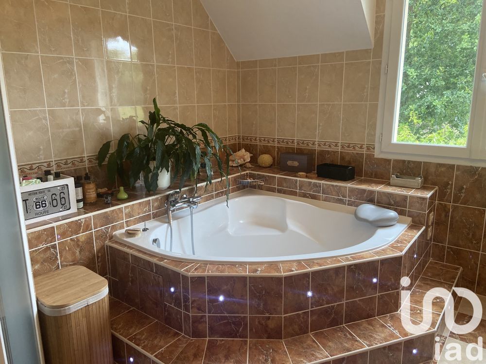 � vendre  Maison Pl�guien (22290)