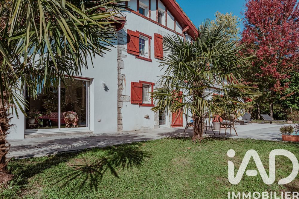 � vendre  Maison Urt (64240)