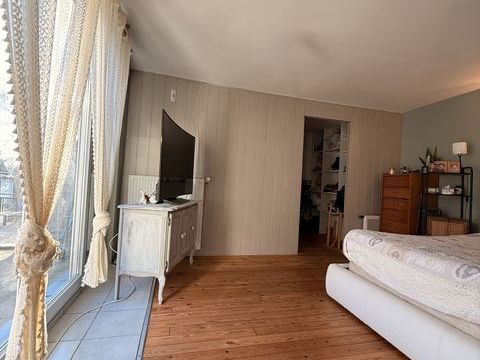   Vente Maison/villa 7 pi�ces Maison - 7 pi�ce(s) - 237 m�