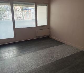  Appartement � vendre 4 pi�ces 83 m�