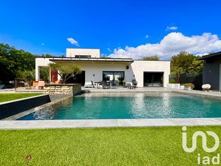  Maison � vendre 6 pi�ces 218 m�