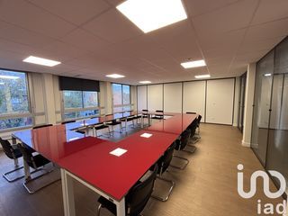  Immeuble � vendre 1369 m�