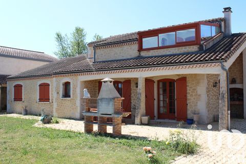   Vente Maison traditionnelle 6 pi�ces Maison - 6 pi�ce(s) - 145 m�