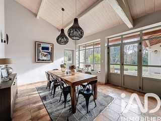  Maison � vendre 8 pi�ces 219 m�