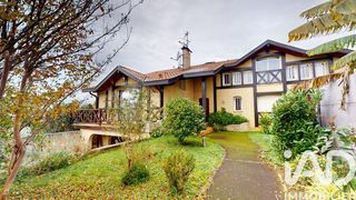  Maison � vendre 7 pi�ces 205 m�