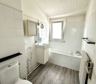  Appartement � louer 4 pi�ces 85 m�