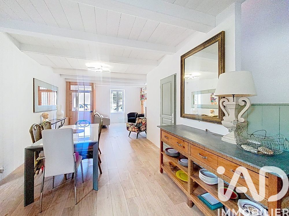 � vendre  Maison Le Bois-Plage-en-R� (17580)