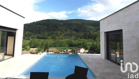   Vente Maison/villa 6 pi�ces Maison - 6 pi�ce(s) - 212 m�